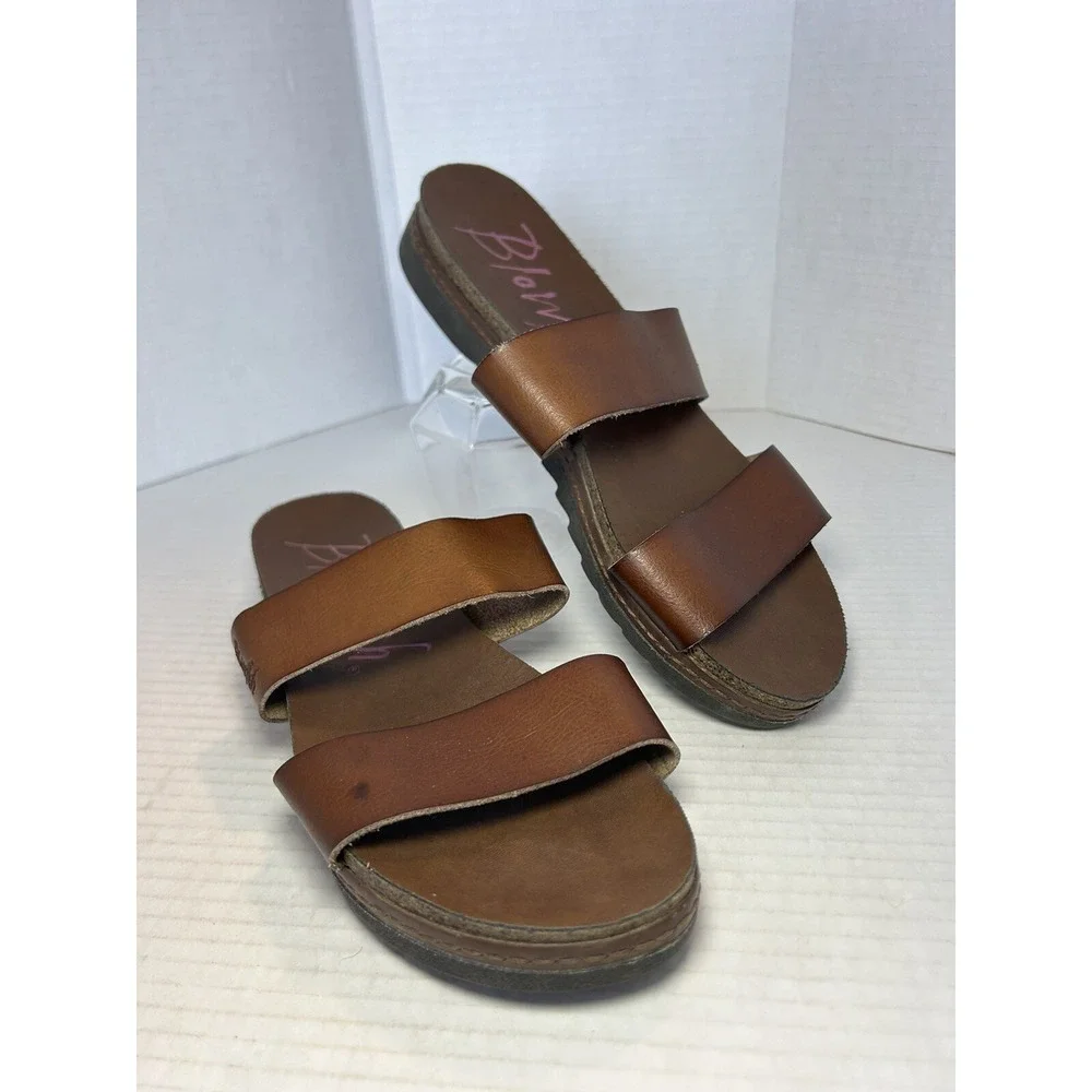 Blowfish Faux Leather Strappy Brown Sandal Flats Size 9.5